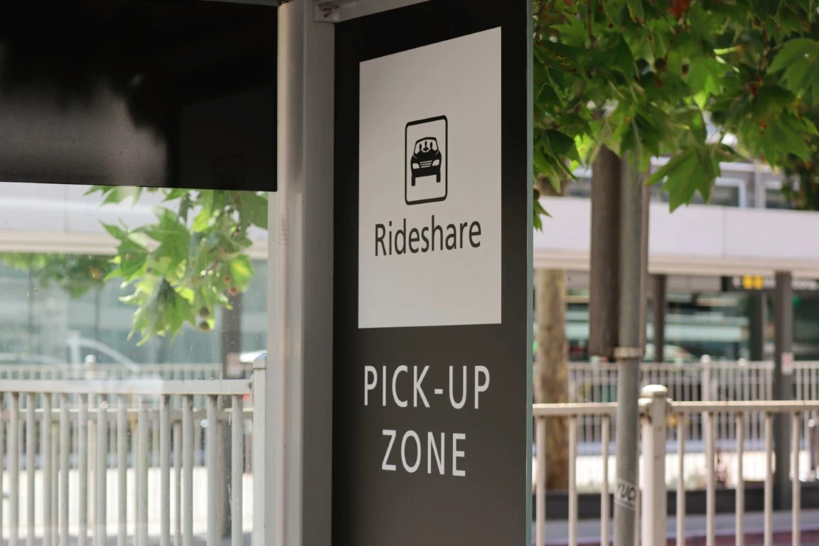 Who’s Liable in a Rideshare Accident: Uber, Lyft, or the Driver?